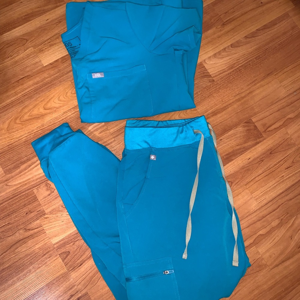 Figs TEAL Scrubs